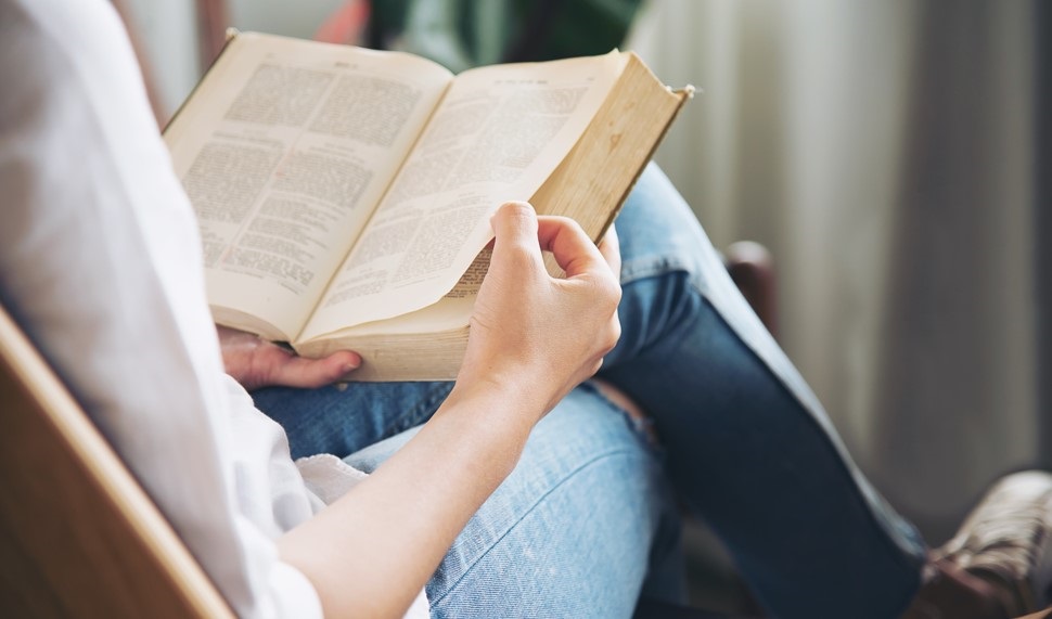 Z kuşağı kitap okuyor mu? 2025’in en çok satan kitapları